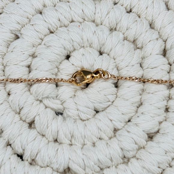 Split Heart Necklace 18K laminated gold - Picture 7 of 8